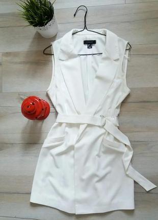 Трендовий стильний жакет жилетка