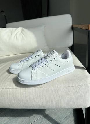 Женские кеды adidas stan smith all white4 фото