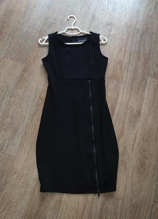 Маленька чорна повсякденна сукня, трикотажне плаття в стилі спорт шик