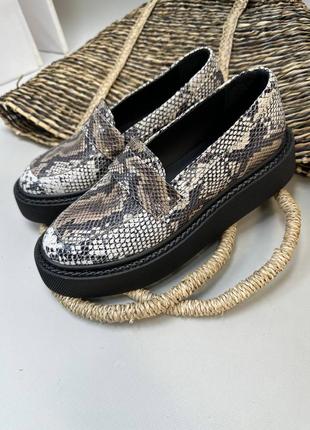 Стильные туфли лоферы из натуральной итальянской кожи и замша женские