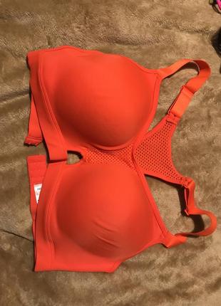 Бюстгалтер