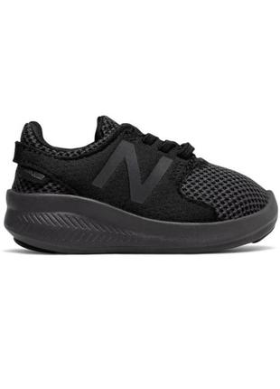 Дитячі кросівки new balance fuelcore coast v3, 100 % оригінал