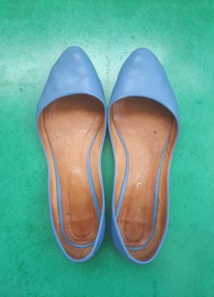 Шкіряні балетки