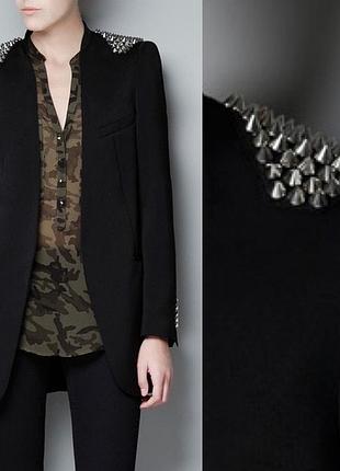 Пиджак zara с погонами шипы