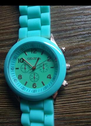 М'ятні годинник з силіконовим ремінцем geneva