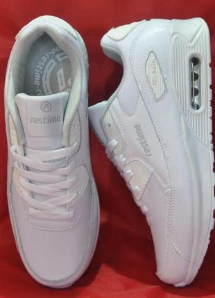 Размеры 41, 42, 43, 44, 45  демисезонные кожаные ботинки кроссовки restime, белые
