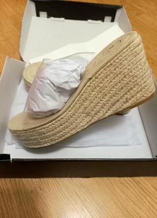 Трендовые шлёпанцы на танкетке эспадрильи прозрачные распродажа missguided