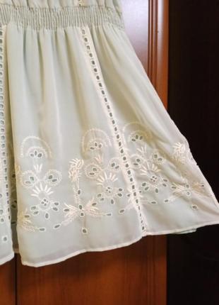Нежнейшее шифоновое платье-сарафан с вышивкой5 фото