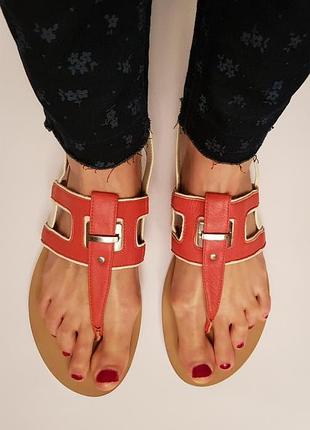 Італія! giovanni! красиві трендові шкіряні сандалі