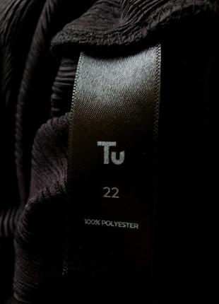 Текстурированная черная базовая блуза tu 22 uk3 фото