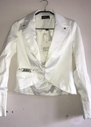 Пиджак белый2 фото