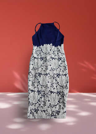 Розкішна гіпюрова сукня