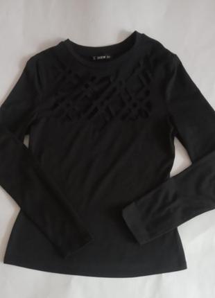 Цікава   жіноча кофточка- лонгслів з вирізами  на грудях від shein