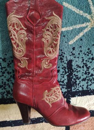 Чобітки жіночі