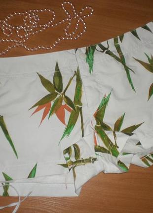 Класні легенькі літні міні-шортки