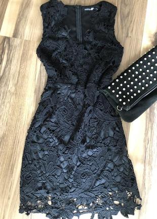 Шикарне гіпюрове плаття s boohoo