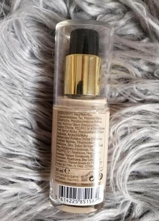 Тональный крем max factor2 фото