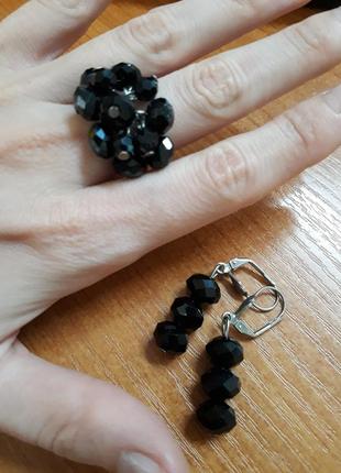 Серьги и кольцо с бусинами