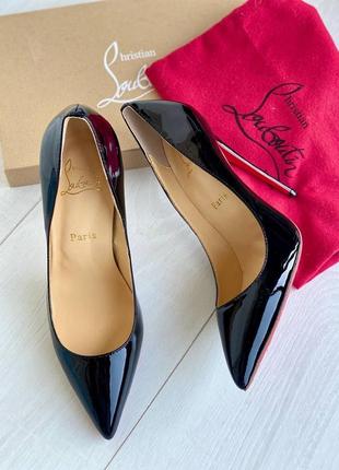 Туфлі лодочки лабутени у стилі  christian louboutin чорні лакові шкіряні натуральні 12 см каблук шпилька червона підошва з червоною підошвою3 фото