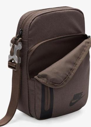 Сумка через плече nike elemental premium crossbody1 фото