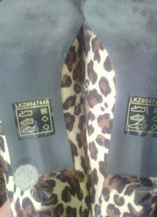 Класичні леопардові туфлі розмір 40 фірми glookler9 фото
