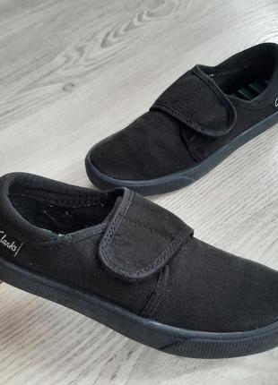 Тканинні мокасини капці чешки clarks