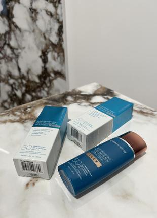 Солнцезащитный крем с адаптивными пигментами colorescience face shield flex spf 50 55 мл (medium)3 фото