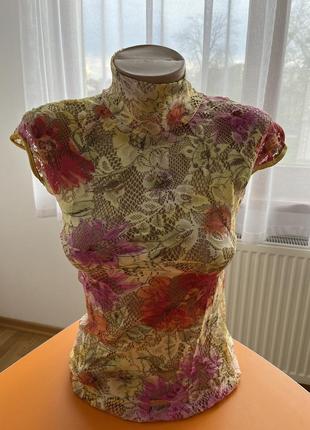 Футболка женская