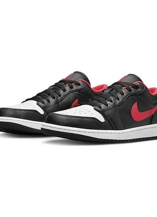 Кросівки nike air jordan 1 low1 фото