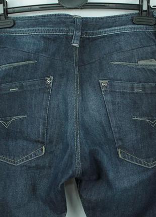 Качественные джинсы diesel darron regular slim tapered wash ormlo4 фото