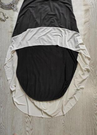 Черное асимметричное платье миди со шлейфом рюшами короткое длинное сзади2 фото