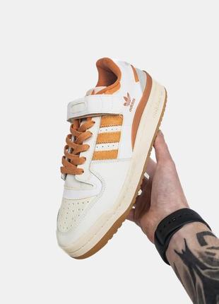 Forum 84 low cream orange