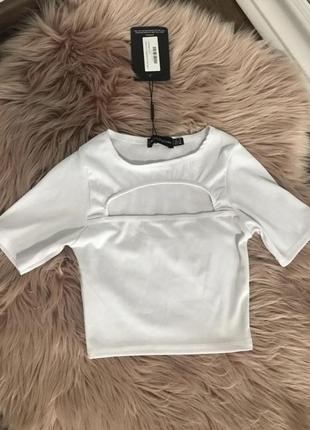 🤍новий топ із вирізом prettylittlething білий топік з декольте кроп-топ у рубчик xs-s біла футболка укорочена топік спортивна майка блуза