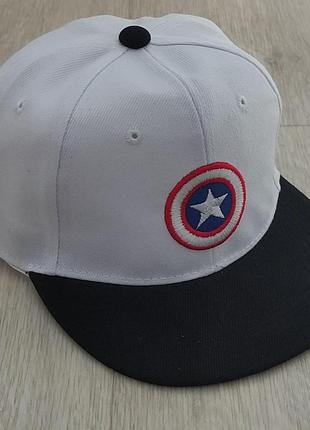 Кепка детская снепбек (snapback) капитан америка белый с черным 50-54р (2221)