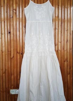 Длинный летний молочно-белый сарафан h&amp;m с вышивкой.2 фото