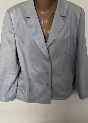 Стильный нежный пиджак под замшу