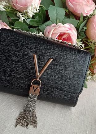 Чорная сумочка valentino. оригинал