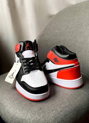 Air jordan retro 1 red