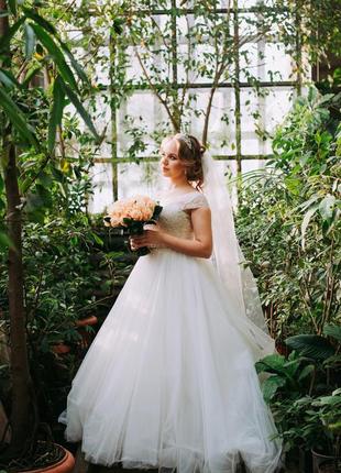 Весільна сукня neonilla