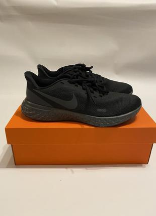 Новые кроссовки nike revolution 5 оригинал