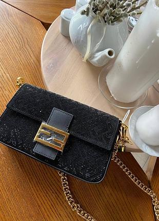 Сумка в стиле fendi