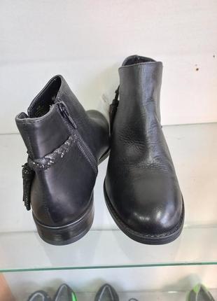Черевички 37 розмір, шкіра