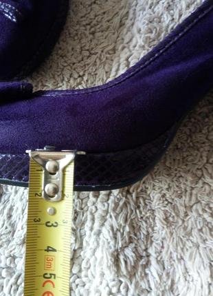 Класичні туфлі замшеві фіолетові на платформі від marks & spenser8 фото
