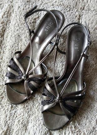 Кожаные босоножки графит сер�ебро сандалии кожа от lotus италия