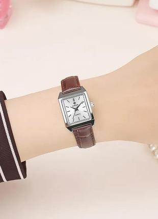 Женские наручные часы кварцевые водонепроницаемые wwoor 88504 фото