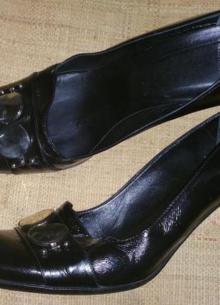 39-26.5 кожа эксклюзивные туфли от diva made in italy не узкие ширина 8 см каблук 8.5