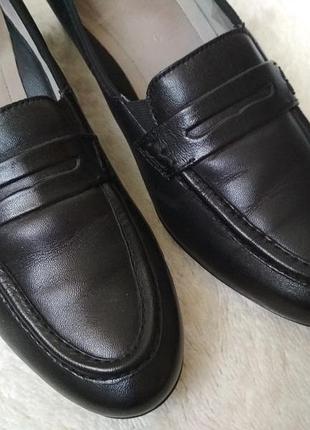 Фірмові шкіряні туфлі ara 39р