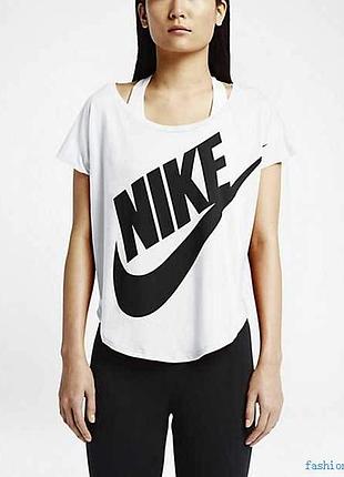 Футболка nike signal