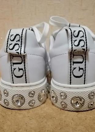 Кросiвки guess rivet4 фото