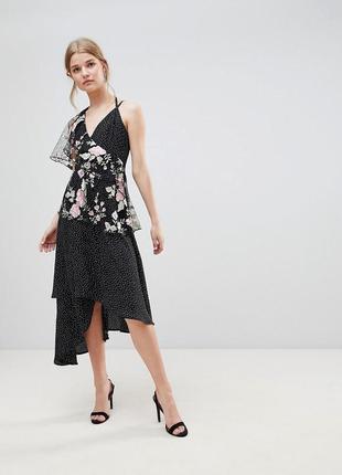 Ассемитричное платье в горошек с вышивкой asos disign
